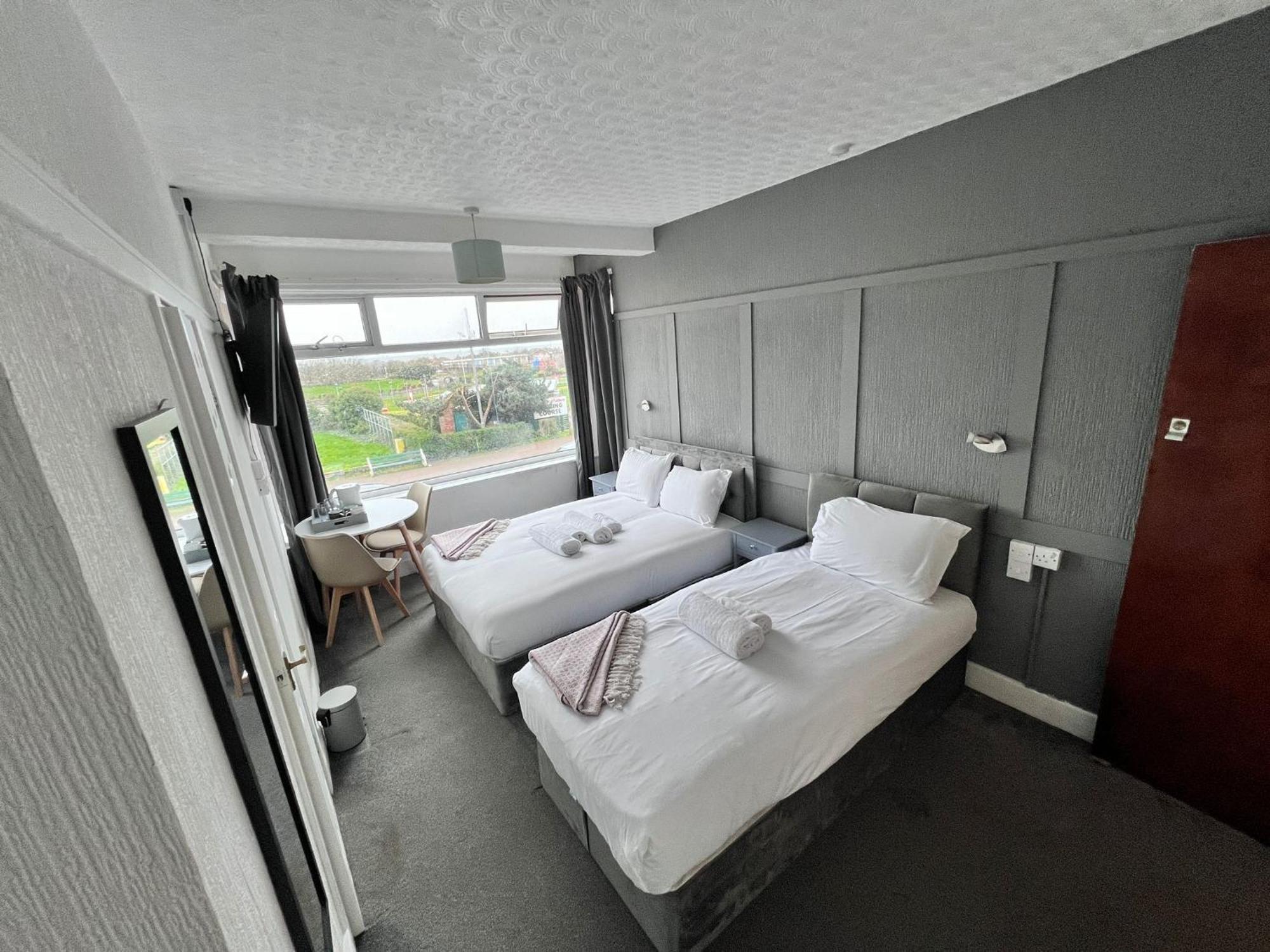 Harbour Hotel Skegness Bagian luar foto